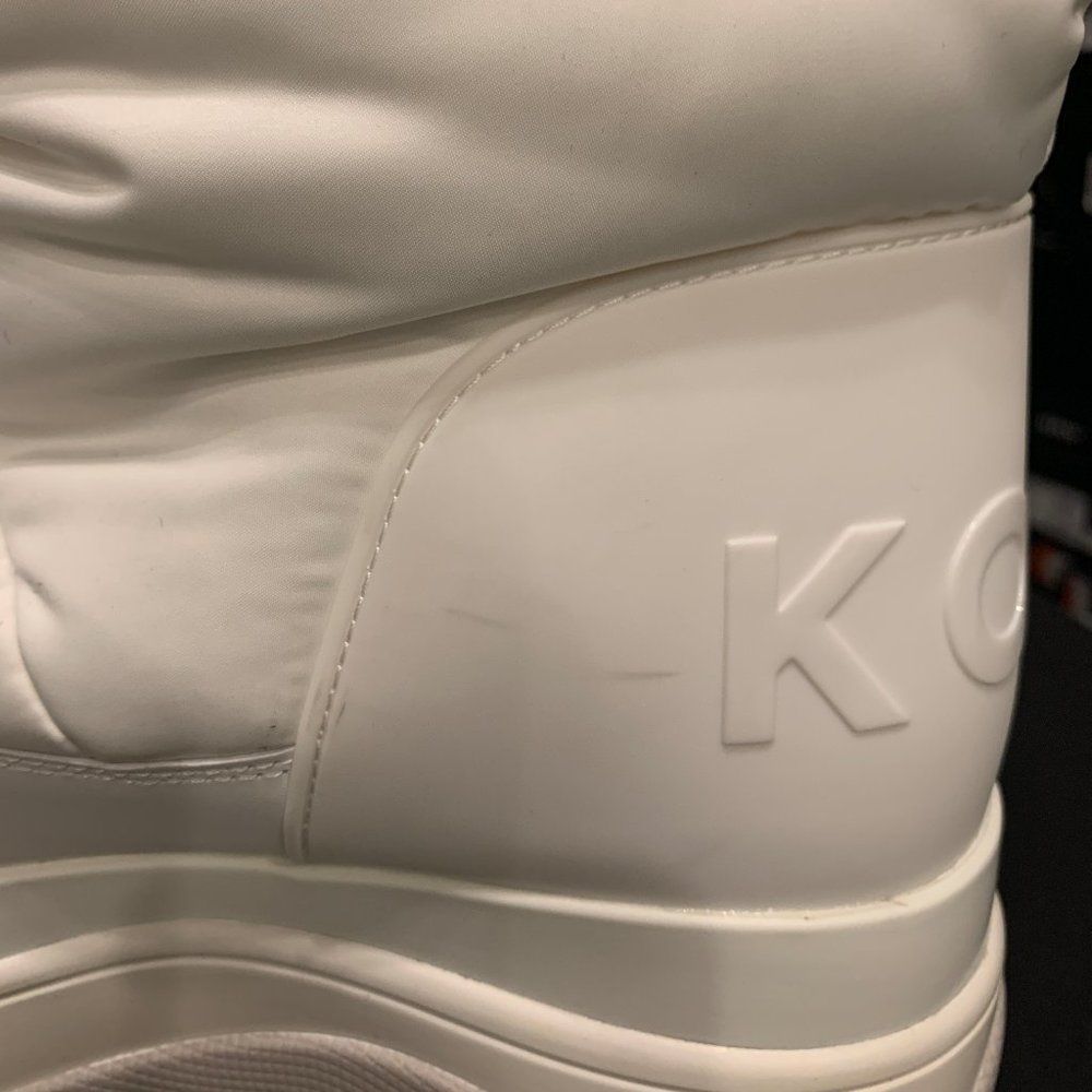 WHITE Michael Kors Gamma Cold Weather Tall Boots retail $225 - Picture 4 of 8
